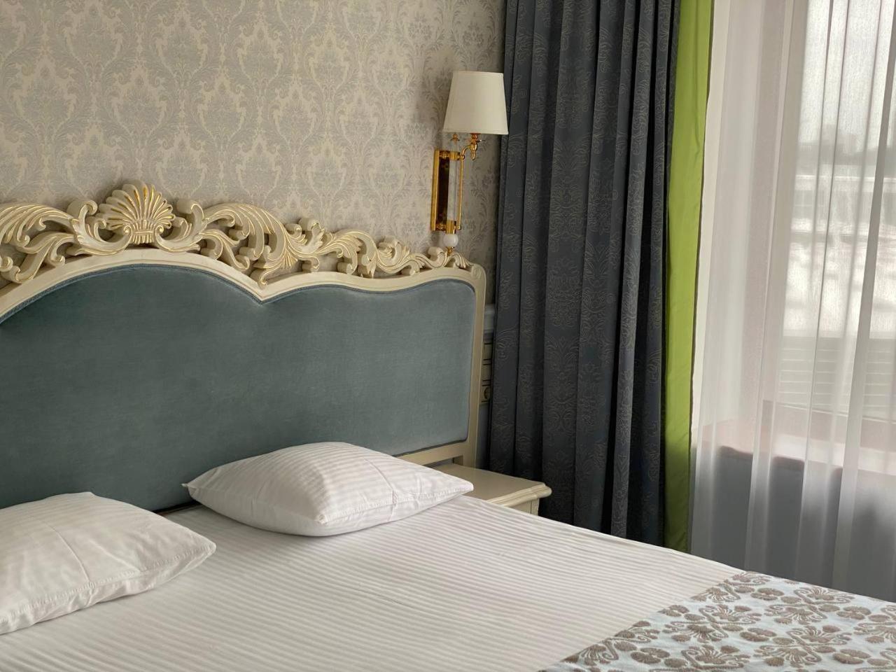 Royal Olympic Hotel Kiev Luaran gambar